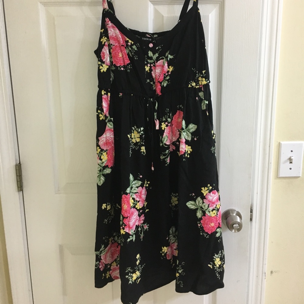 plus black floral dress from torrid.